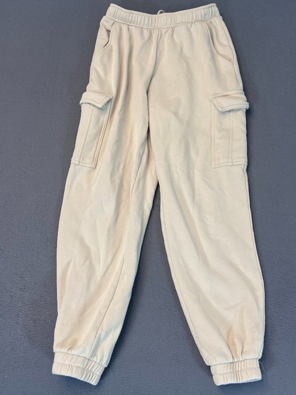 Universal Thread Womens XS Sweatpants Cream Drawstring Cargo Pocket Paratrooper